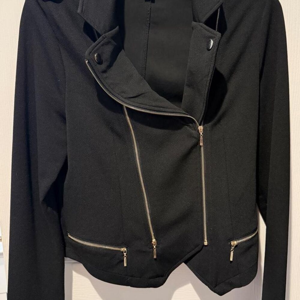 Uk2la Women's Black Jacket